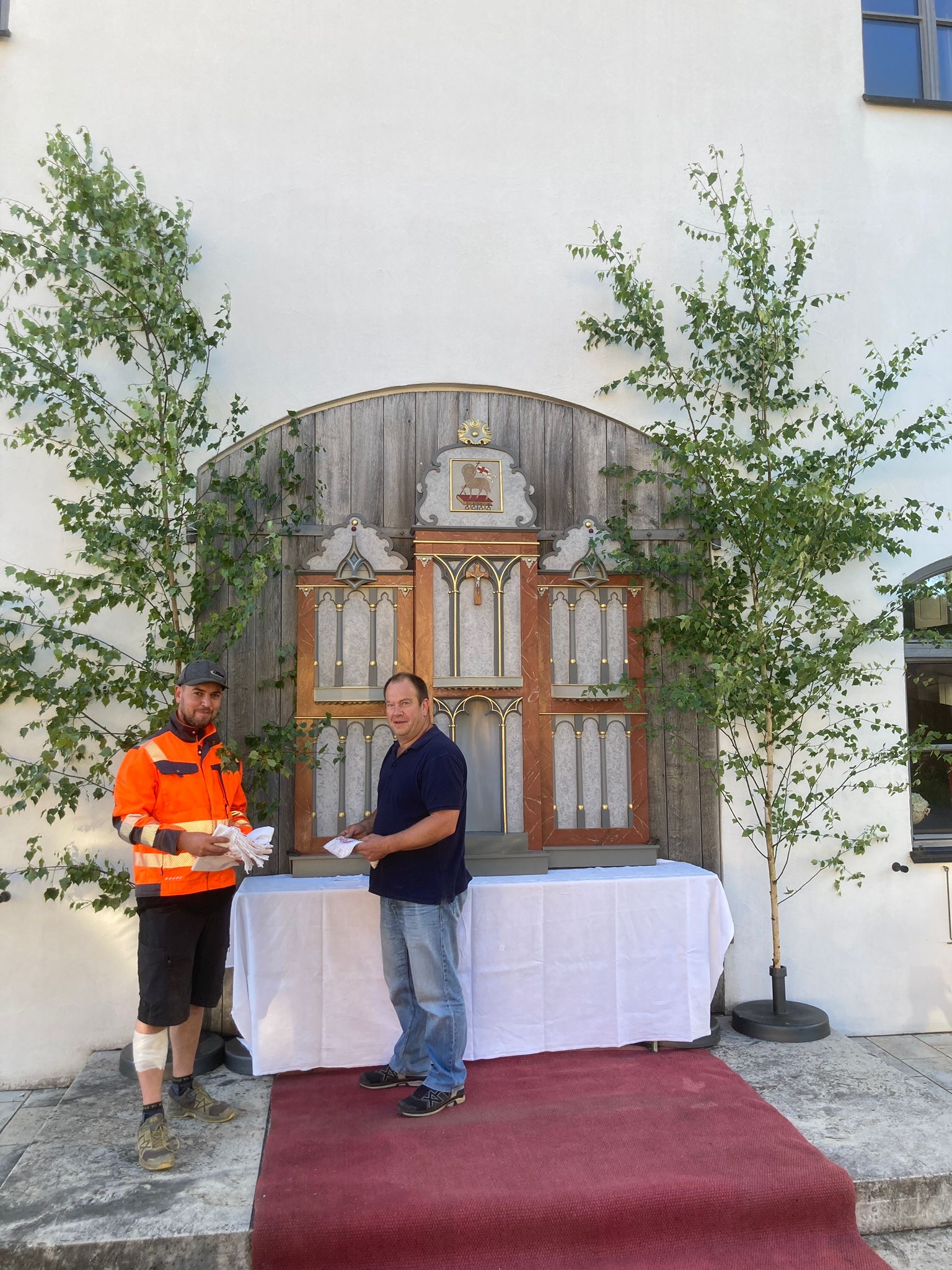 Aufbau Fronleichnam Altar